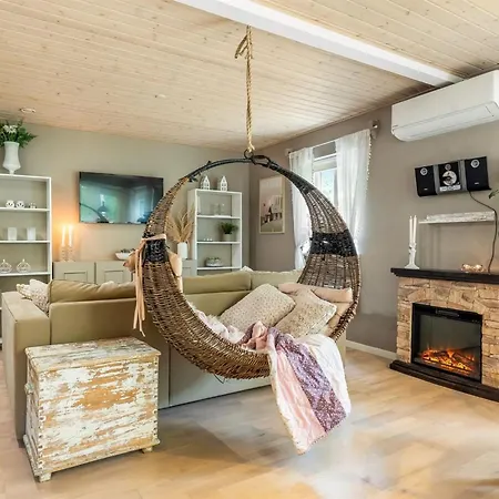 Myrra By Interhome Give